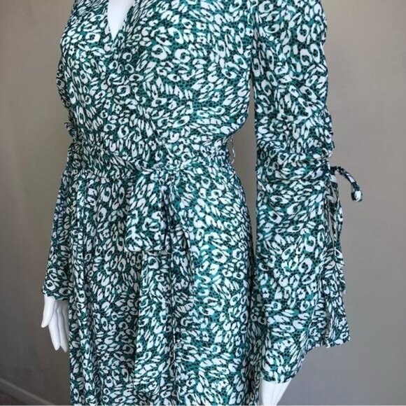 Standards and Practices Violeta Ruched Sleeves Wrap Maxi Dress - M - Picture 6 of 10